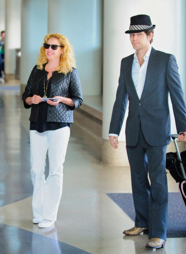 Candids2012_LAXAiport_May06-05.jpg