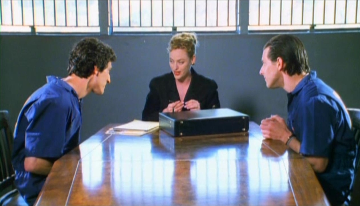 NobodyKnowsAnything2003_DVD-20.JPG