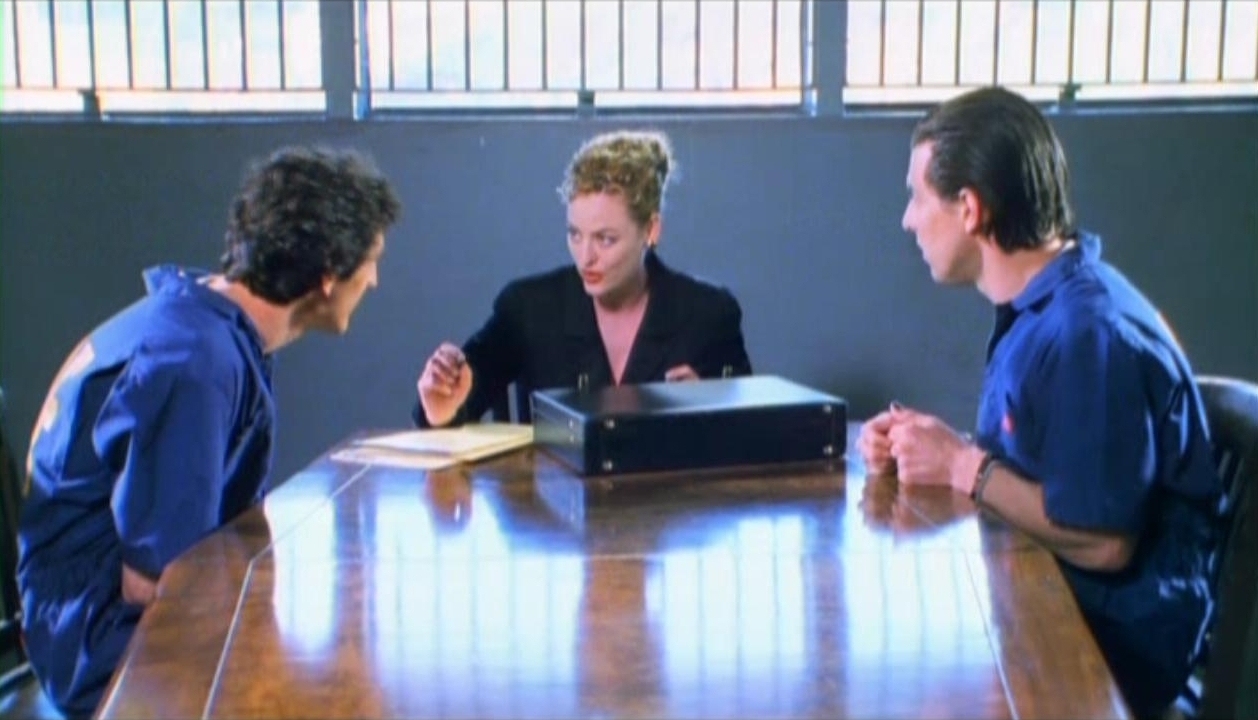 NobodyKnowsAnything2003_DVD-59.JPG