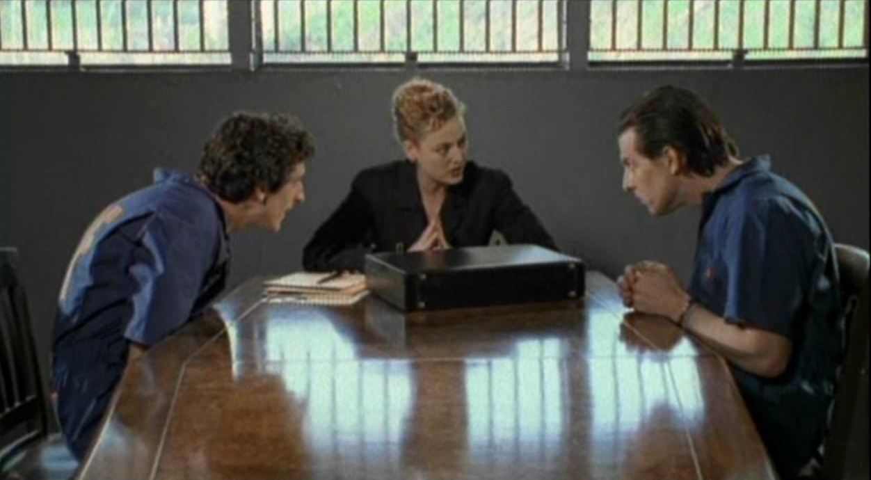 NobodyKnowsAnything2003_Trailer-6.JPG