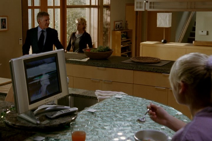 ScreenCaps2006_Firewall-49.jpg