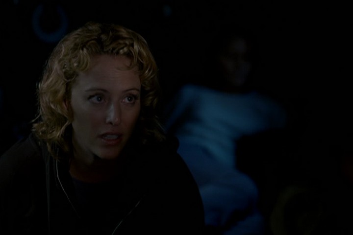 ScreenCaps2006_Firewall-562.jpg