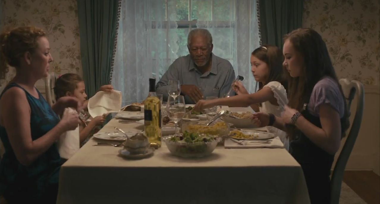 Featurette-27.jpg