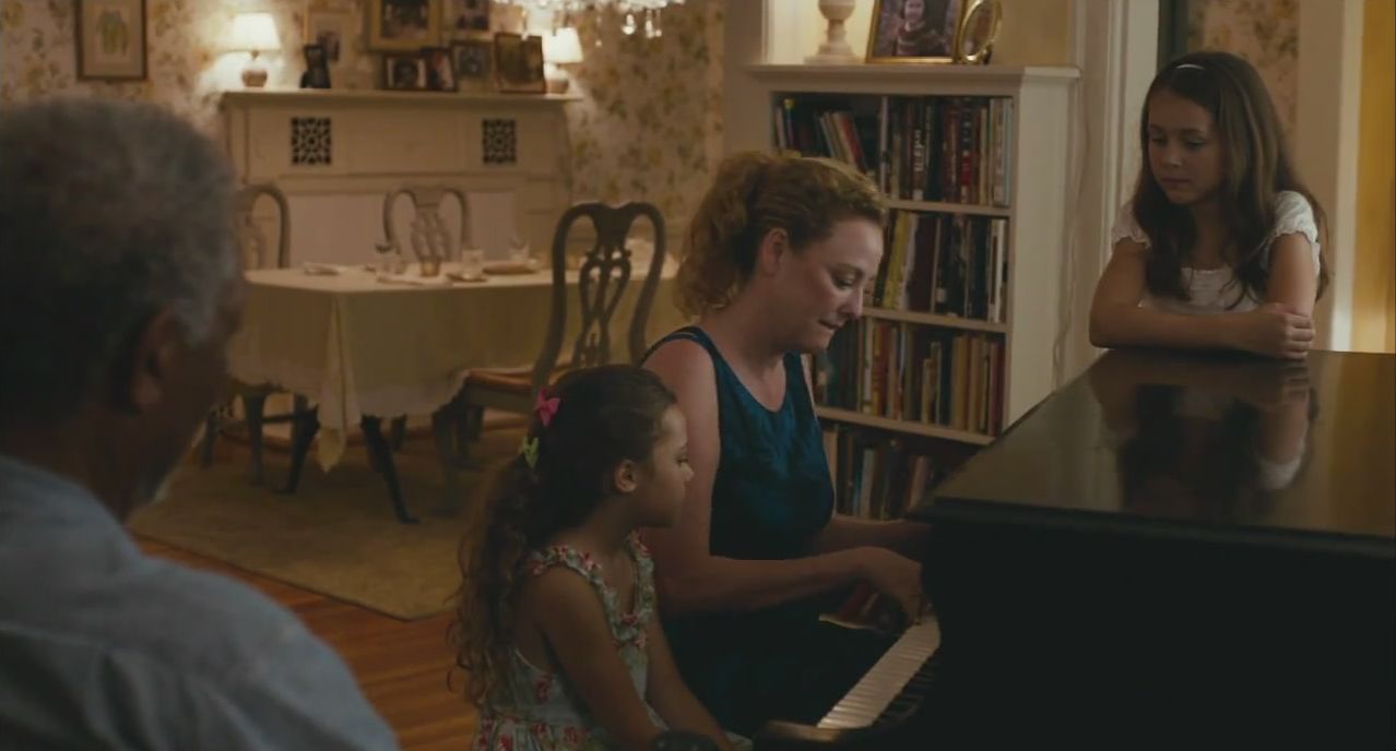 Featurette-7.jpg
