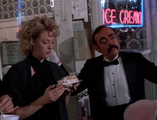 Moonlighting1989_ScreenCaps5x10-476.jpg