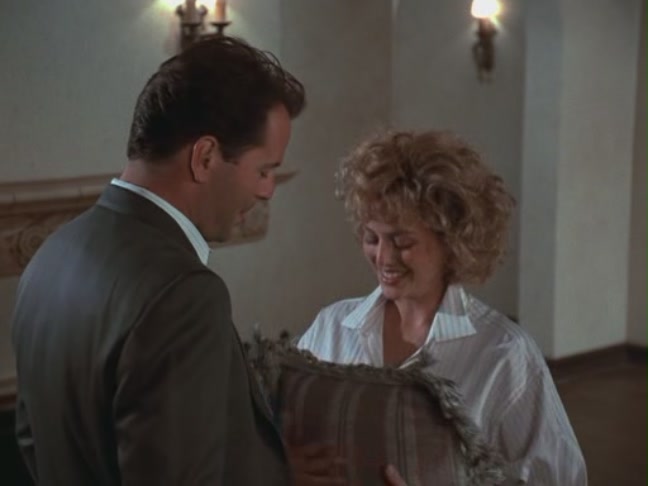 Moonlighting1989_ScreenCaps5x12-172.jpg