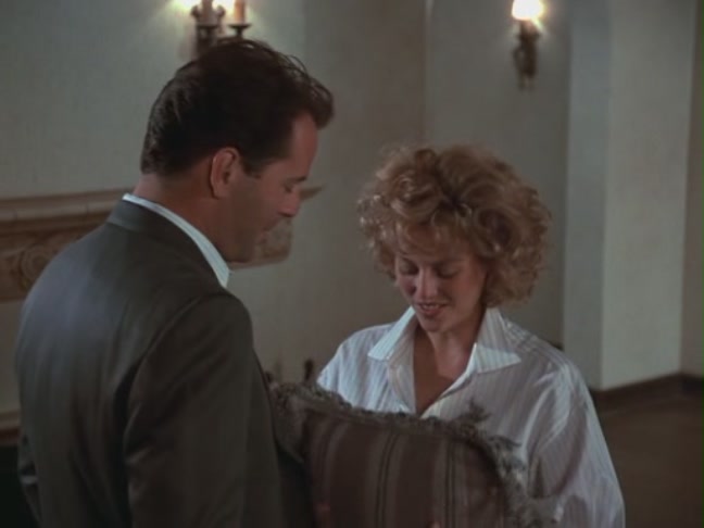 Moonlighting1989_ScreenCaps5x12-173.jpg