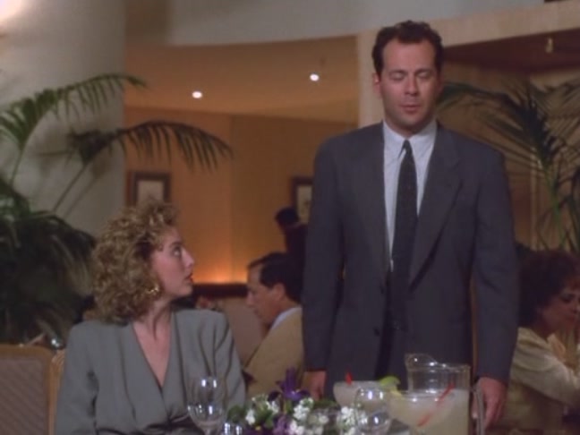 Moonlighting1989_ScreenCaps5x12-418.jpg