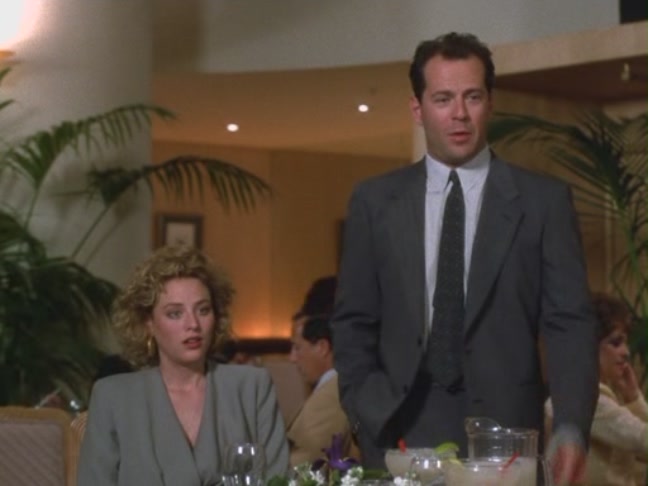 Moonlighting1989_ScreenCaps5x12-422.jpg Moonlighting1989_ScreenCaps5x12-422.jpg