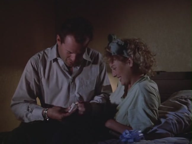 Moonlighting1989_ScreenCaps5x12-519.jpg