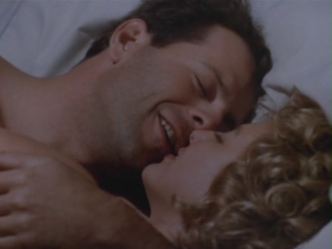 Moonlighting1989_ScreenCaps5x13-64.jpg