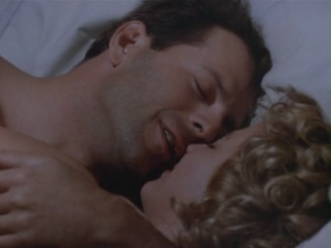 Moonlighting1989_ScreenCaps5x13-67.jpg