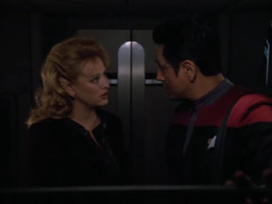 StarTrek1998_ScreenCaps_4x22-254.jpg