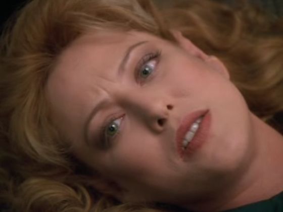 StarTrek1998_ScreenCaps_4x22-38.jpg