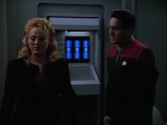 StarTrek1998_ScreenCaps_4x22-504.jpg