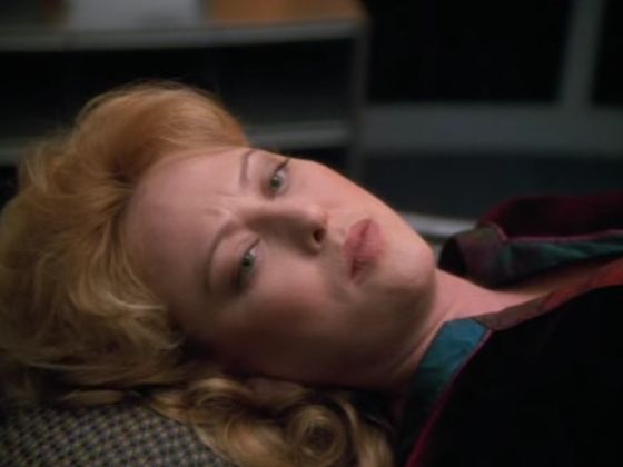 StarTrek1998_ScreenCaps_4x22-73.jpg
