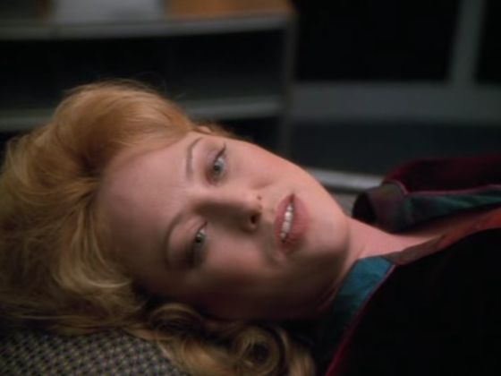 StarTrek1998_ScreenCaps_4x22-81.jpg