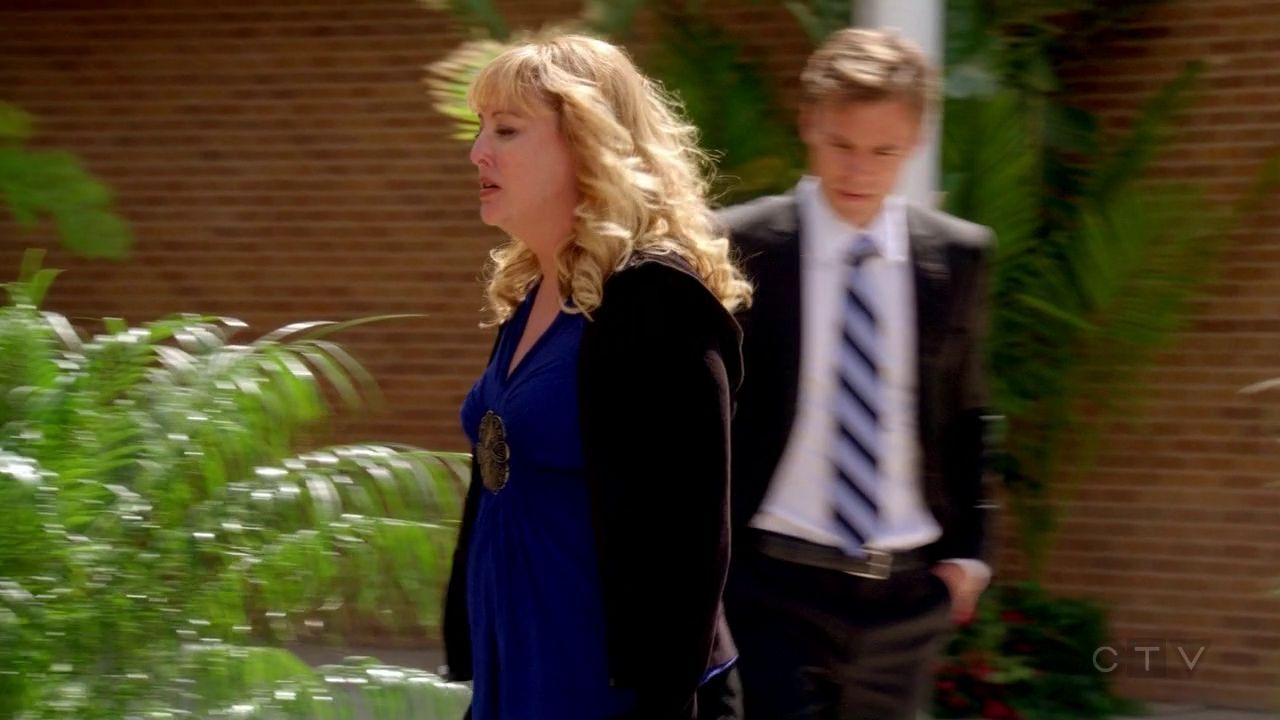 ScreenCaps_1x01-299.jpg