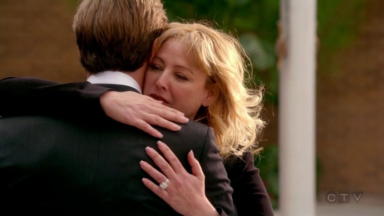 ScreenCaps_1x01-335.jpg