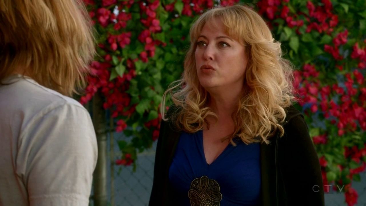 ScreenCaps_1x01-485.jpg