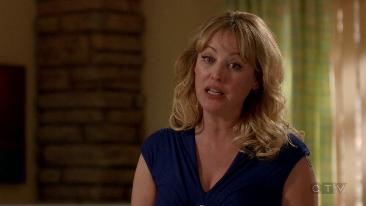ScreenCaps_1x01-833.jpg