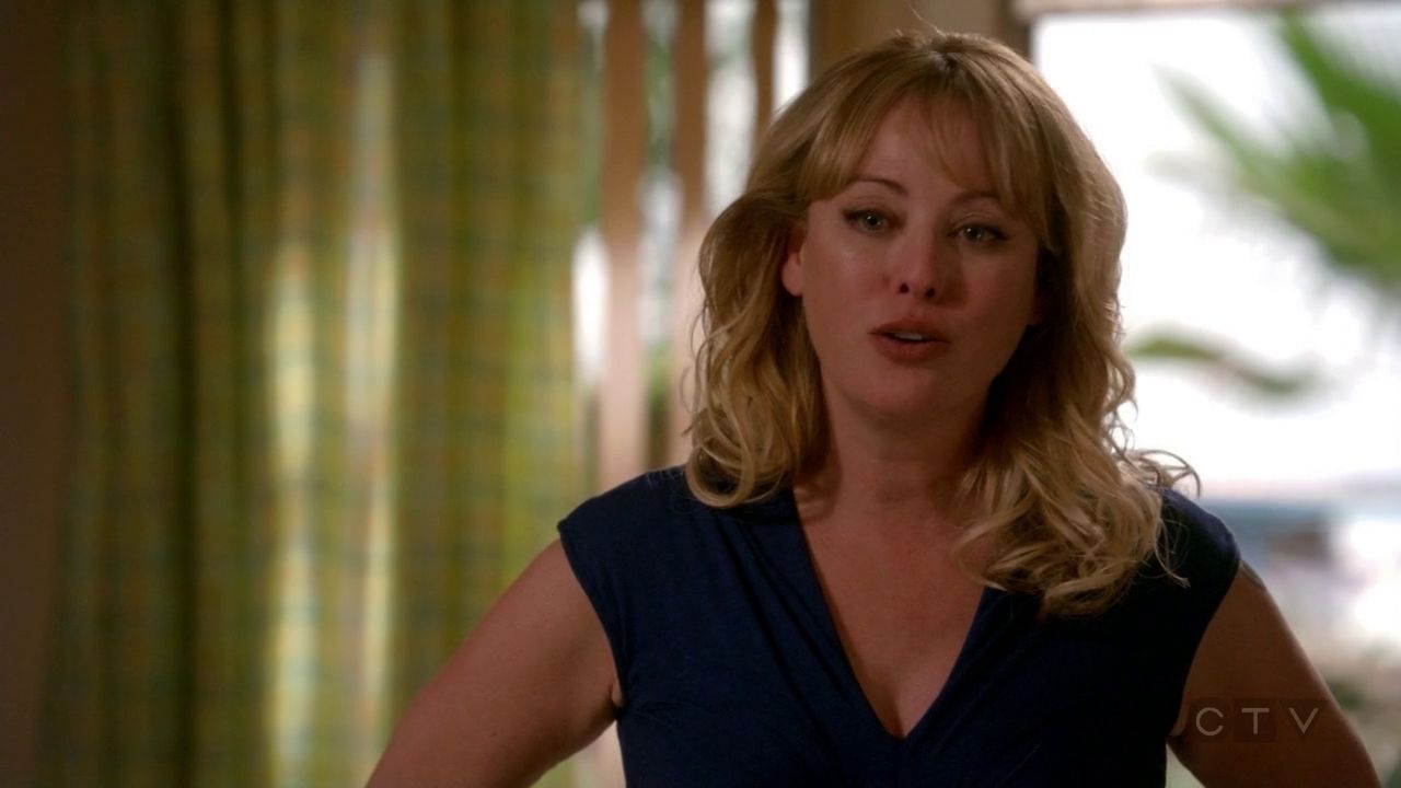 ScreenCaps_1x01-863.jpg