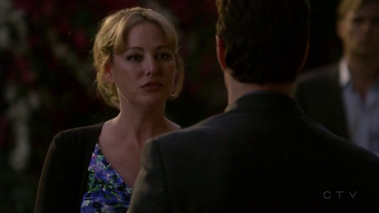ScreenCaps_1x01-944.jpg