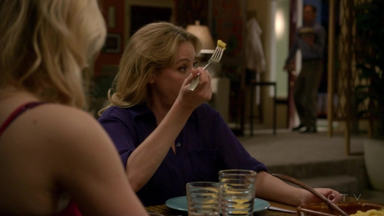 ScreenCaps_1x02-108.jpg