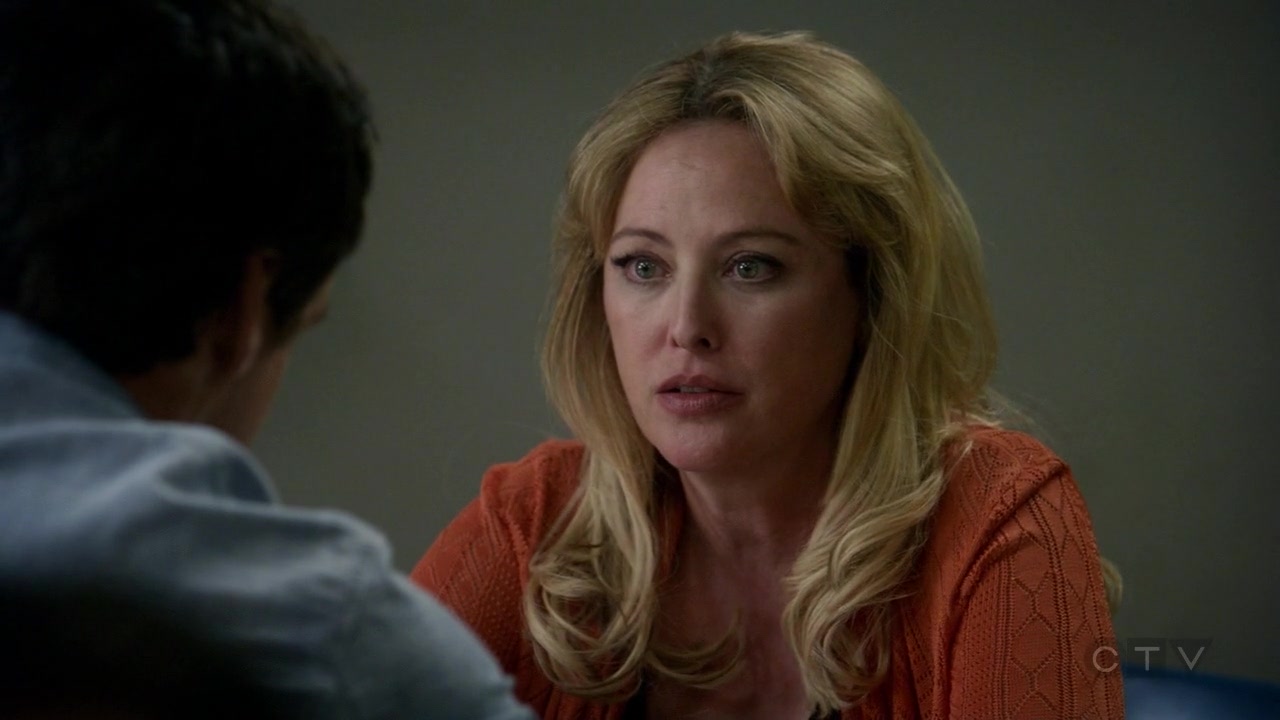 ScreenCaps_1x02-218.jpg