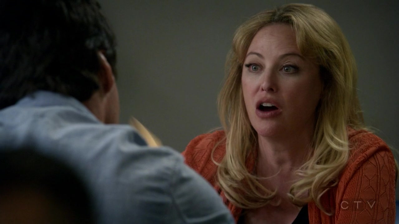 ScreenCaps_1x02-219.jpg