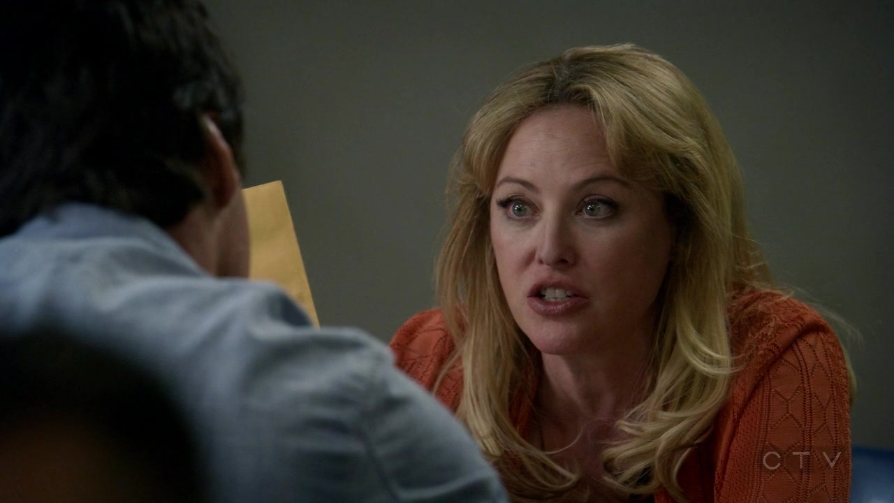ScreenCaps_1x02-220.jpg