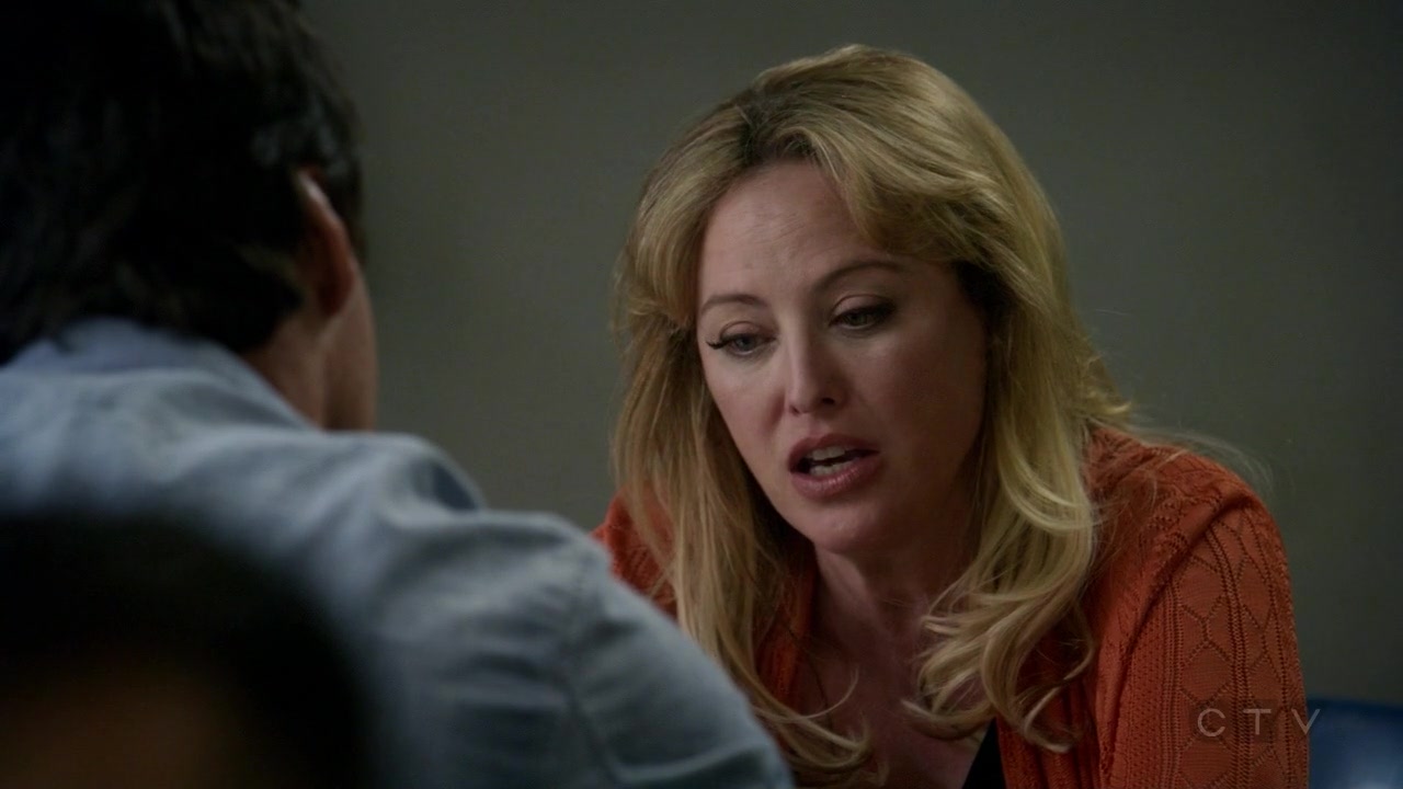 ScreenCaps_1x02-222.jpg