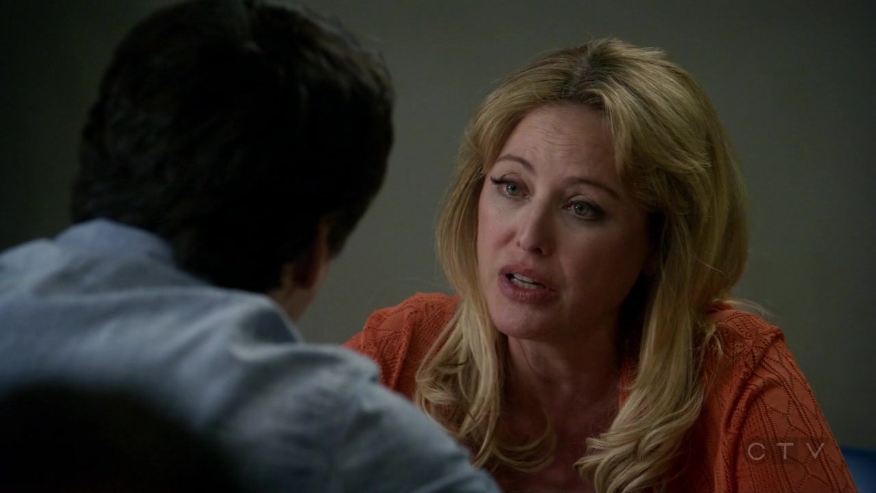 ScreenCaps_1x02-225.jpg