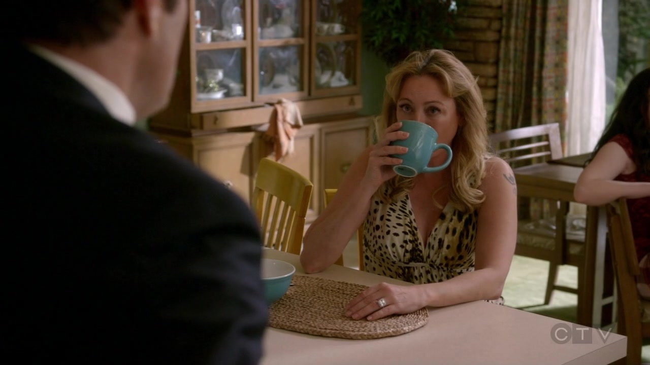 ScreenCaps_1x02-247.jpg