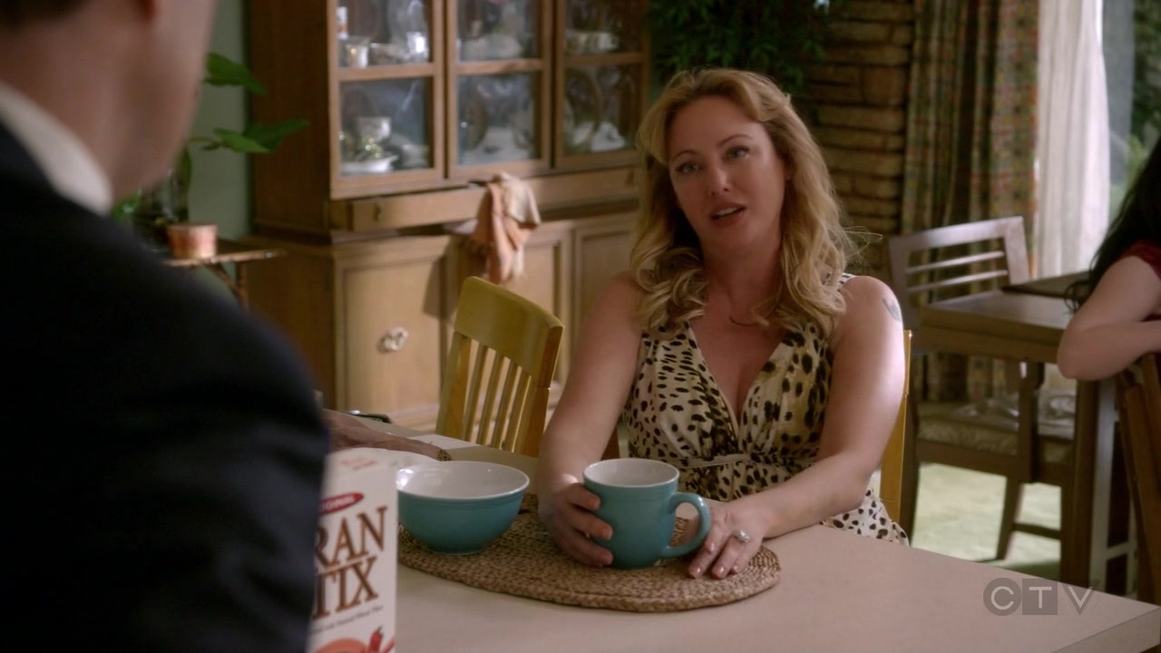 ScreenCaps_1x02-254.jpg