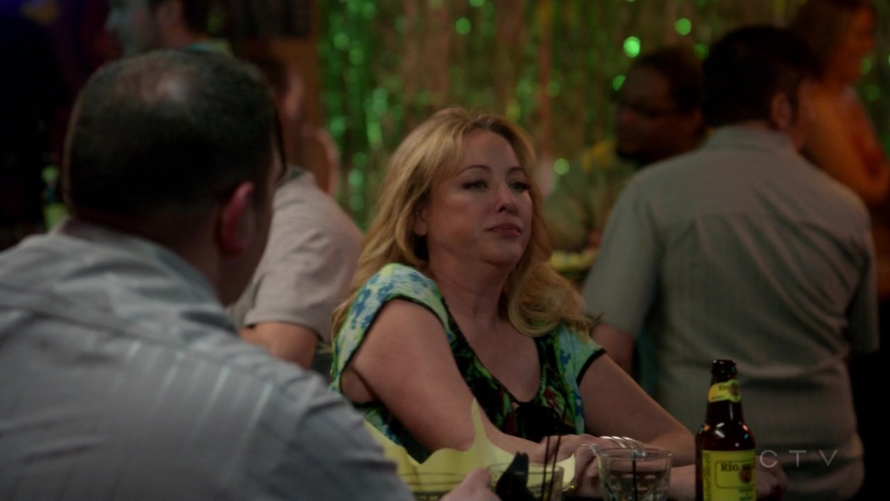 ScreenCaps_1x02-354.jpg