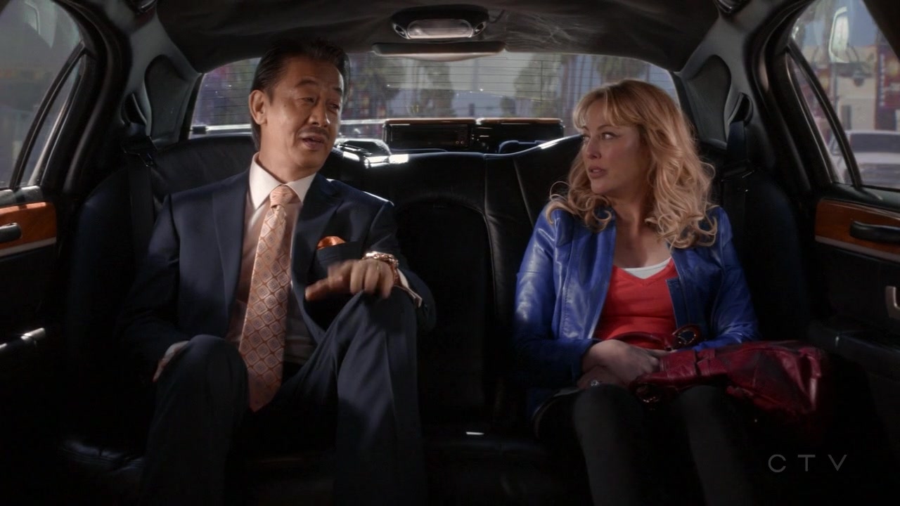 ScreenCaps_1x02-386.jpg