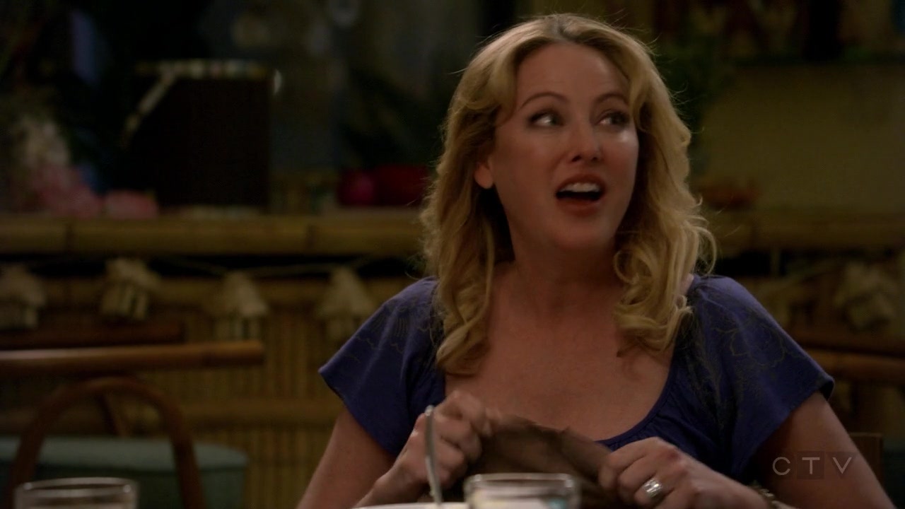 ScreenCaps_1x02-465.jpg