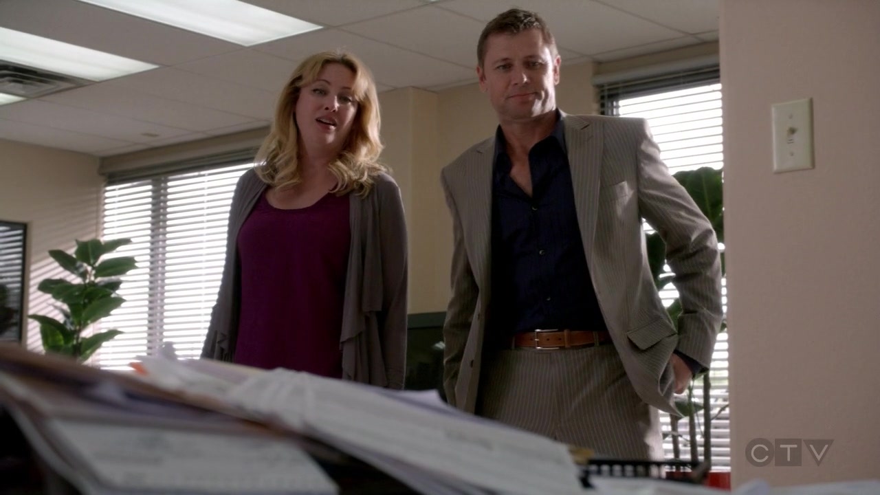 ScreenCaps_1x03-113.jpg