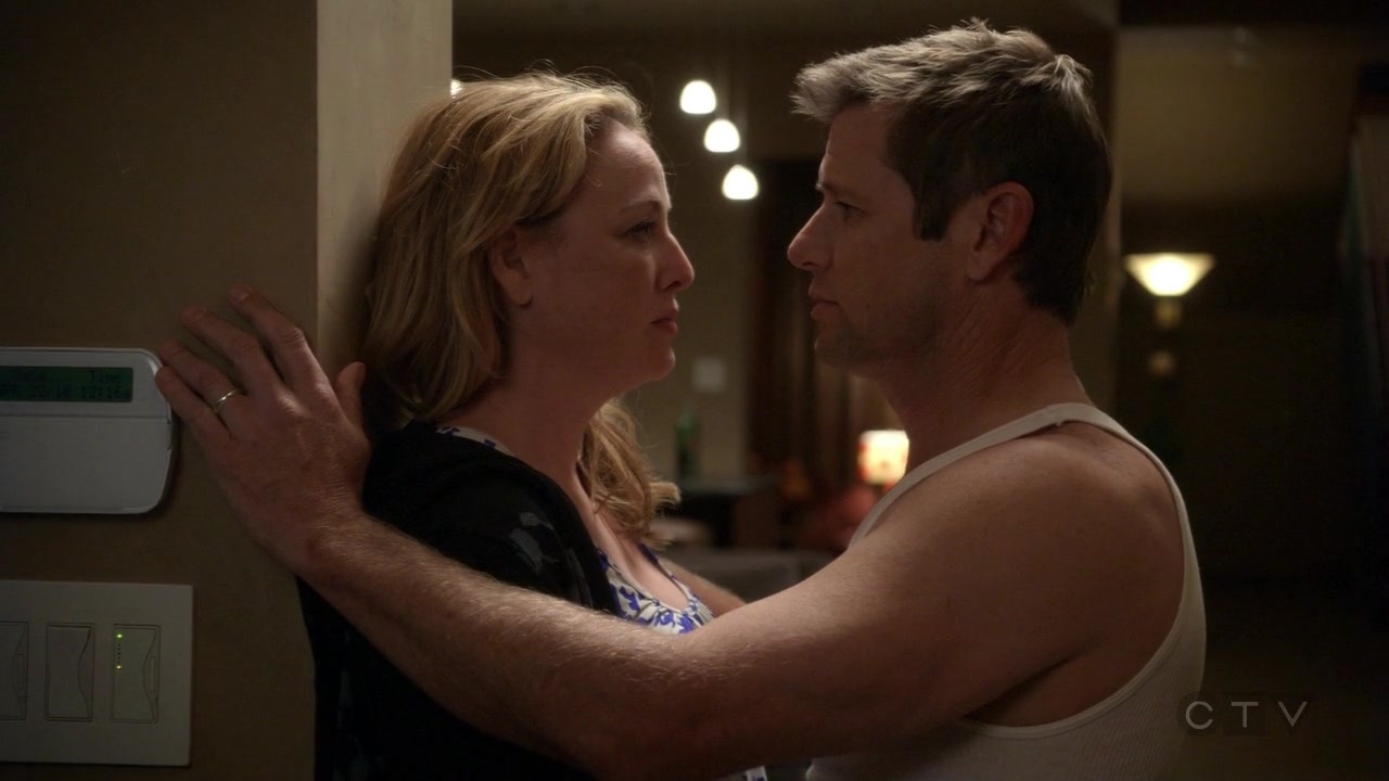 ScreenCaps_1x03-345.jpg