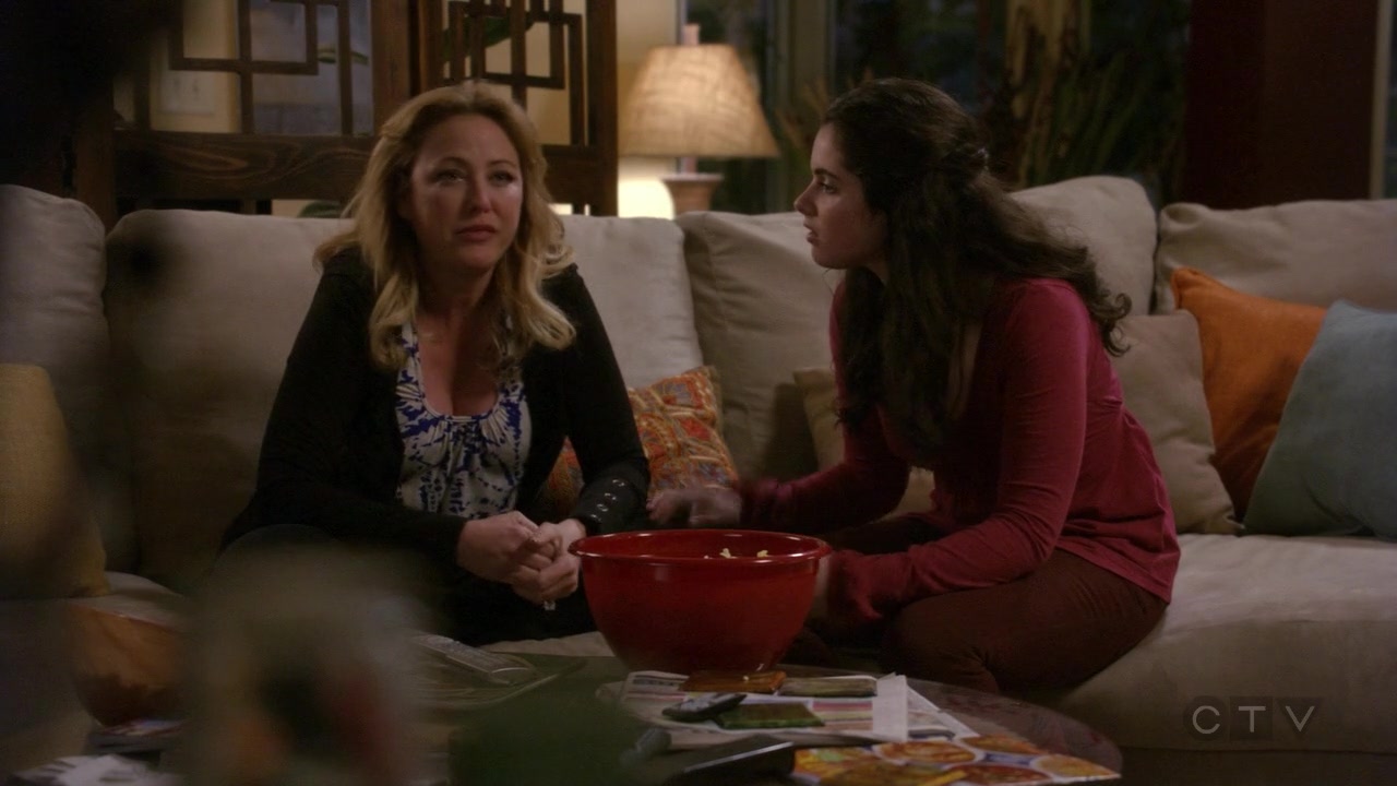 ScreenCaps_1x03-389.jpg