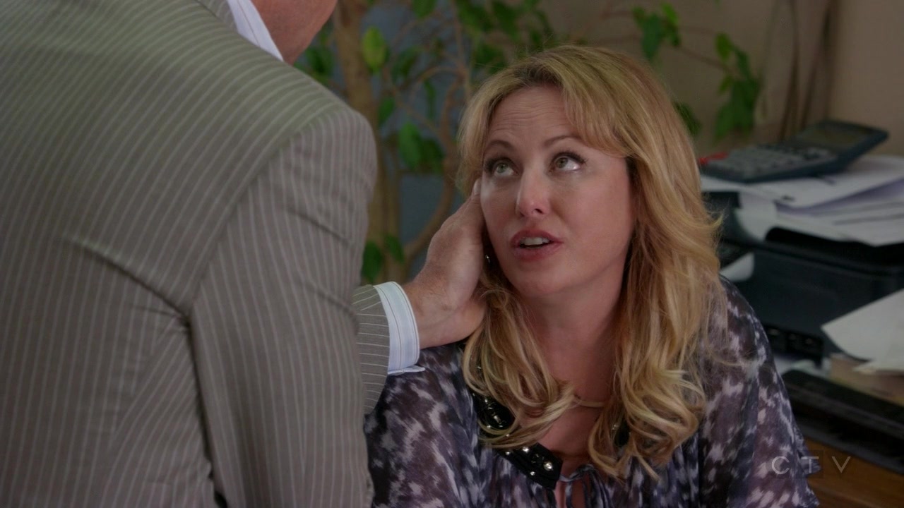 ScreenCaps_1x03-446.jpg