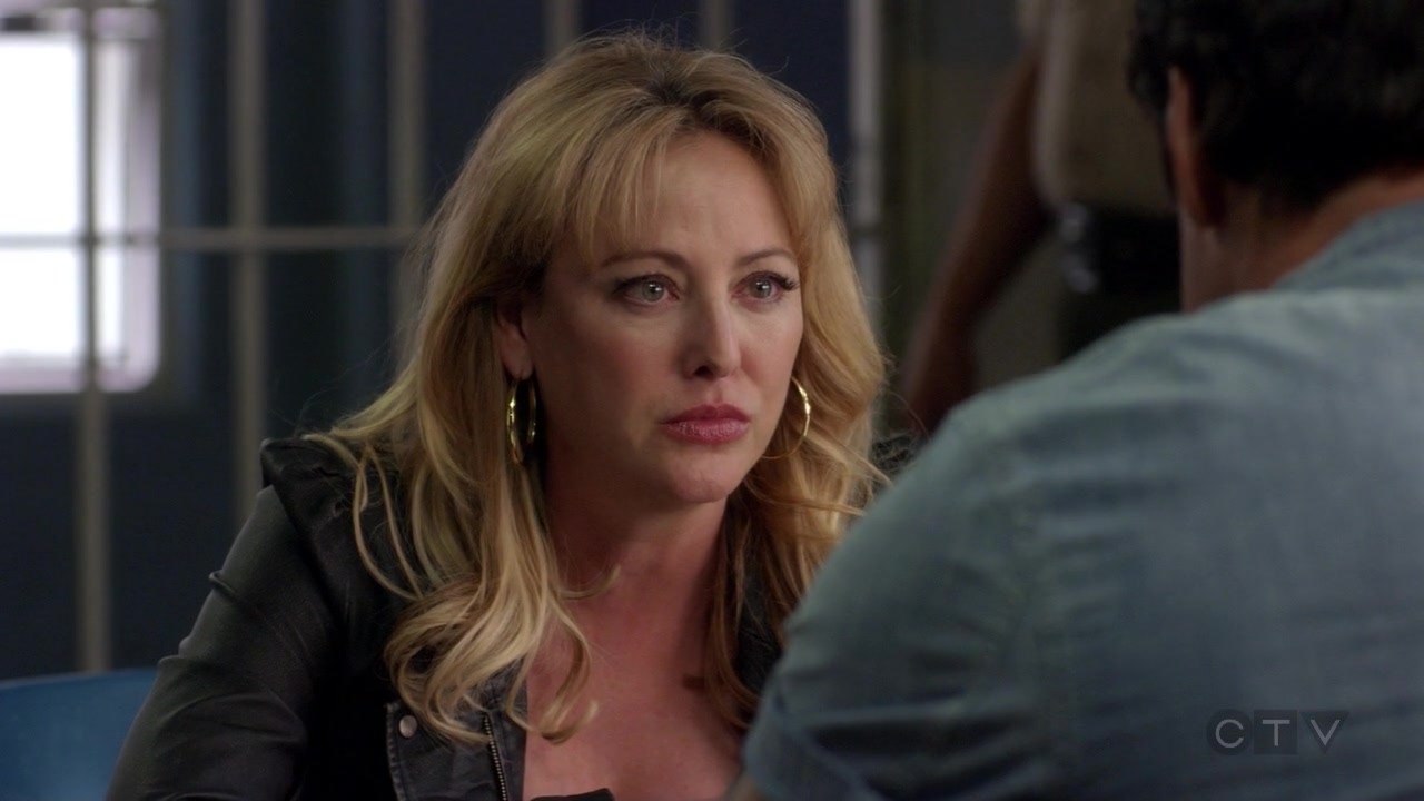 ScreenCaps_1x03-496.jpg