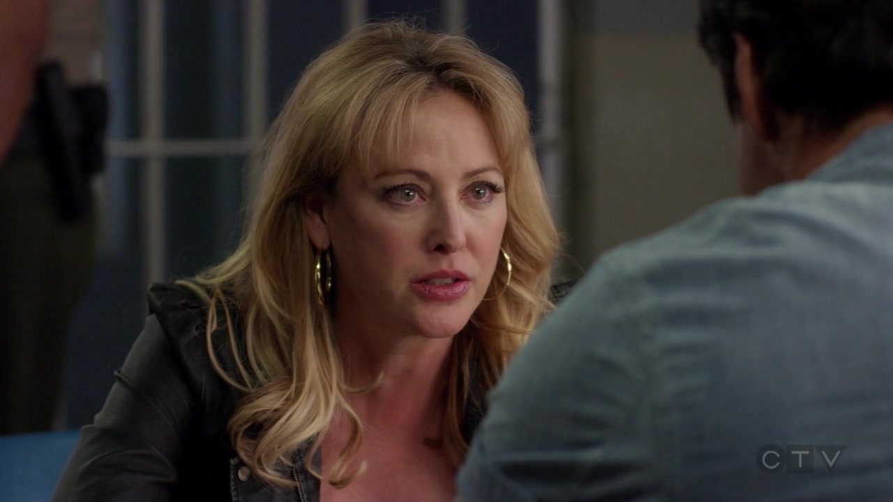 ScreenCaps_1x03-499.jpg