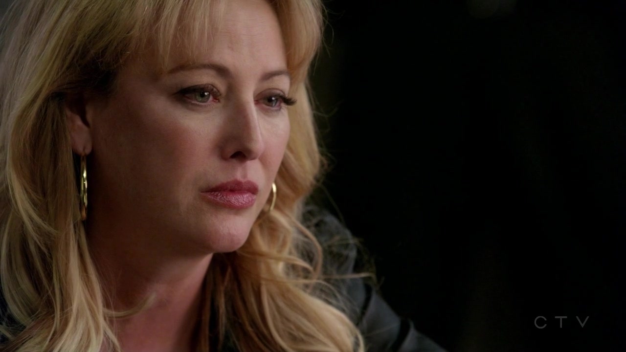 ScreenCaps_1x03-533.jpg