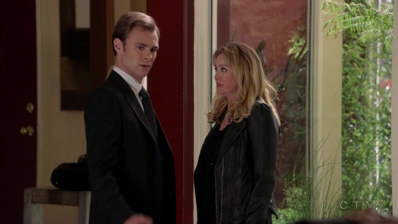 ScreenCaps_1x04-18.jpg