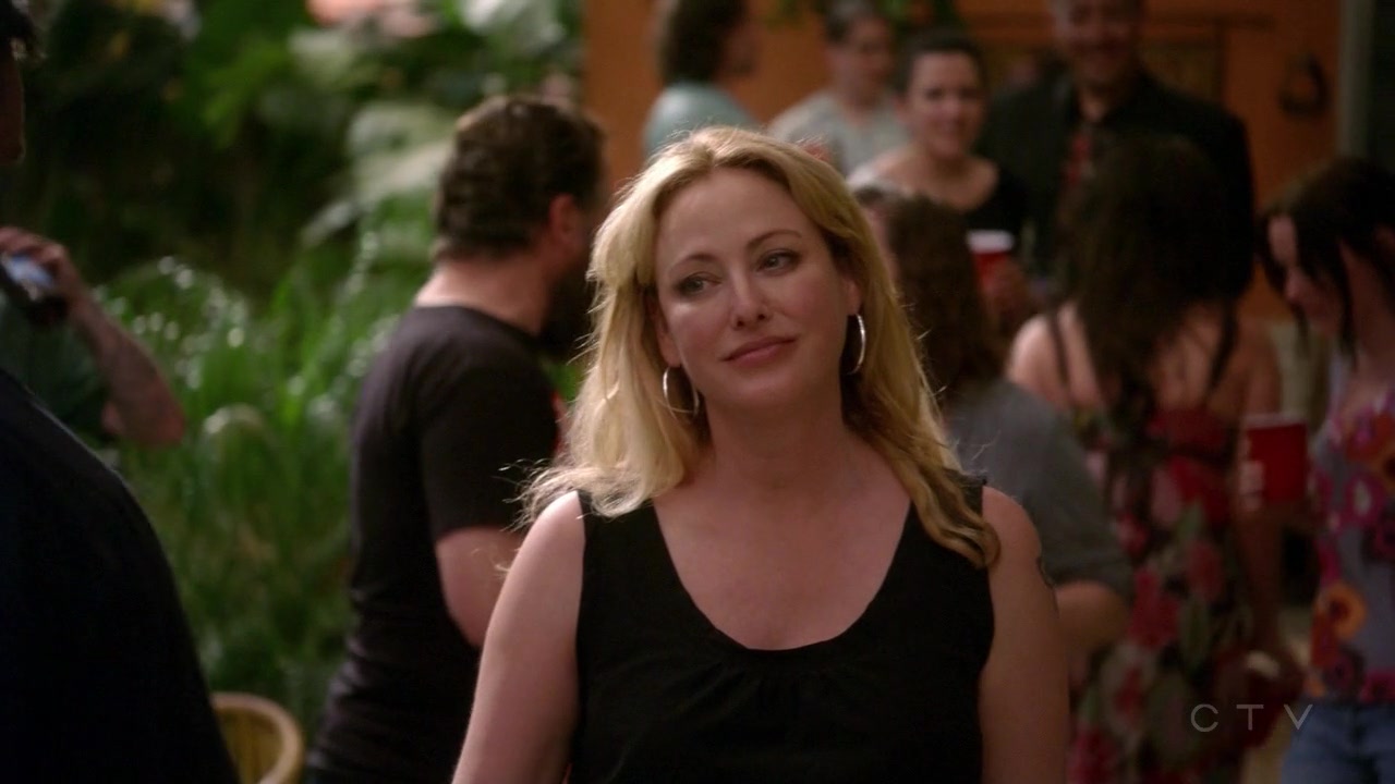 ScreenCaps_1x04-208.jpg