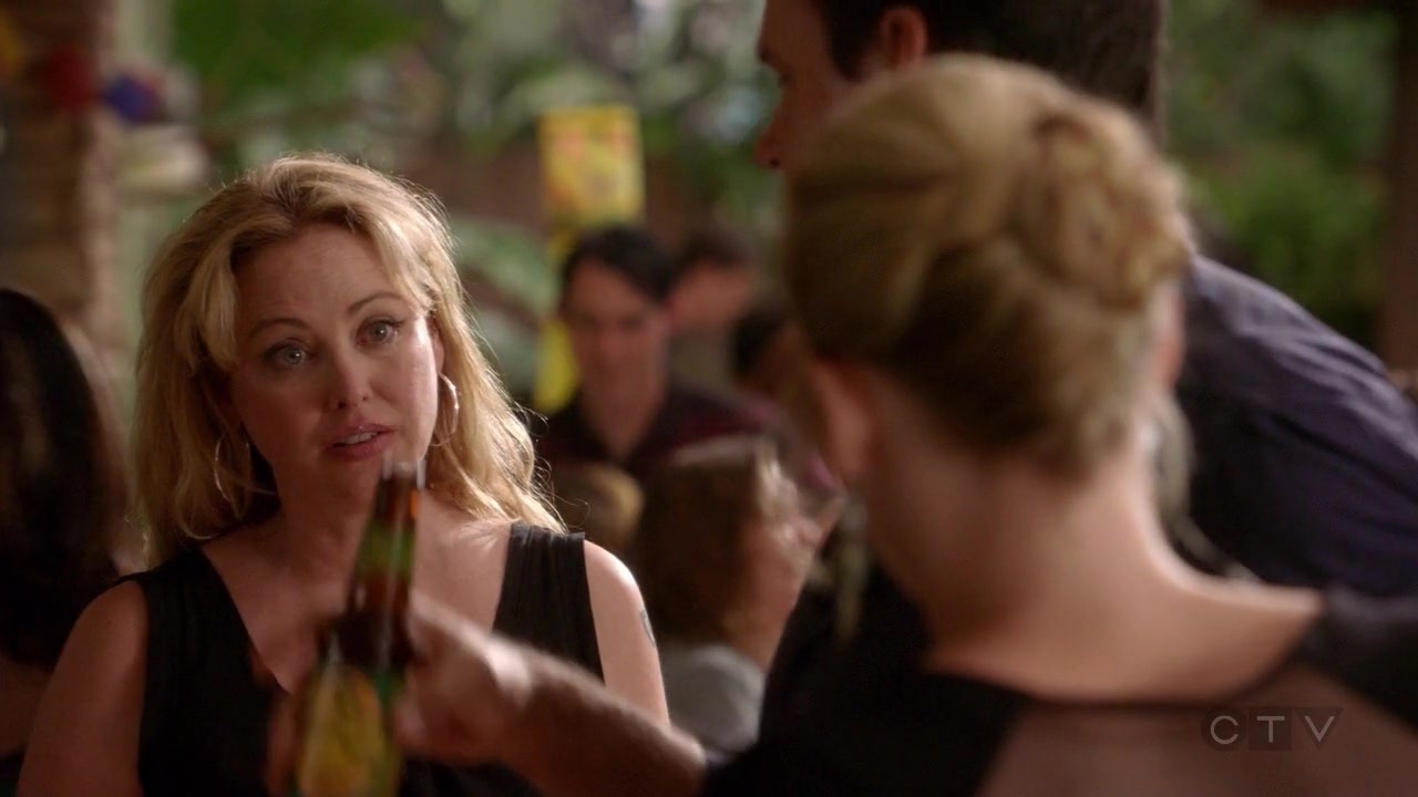 ScreenCaps_1x04-236.jpg