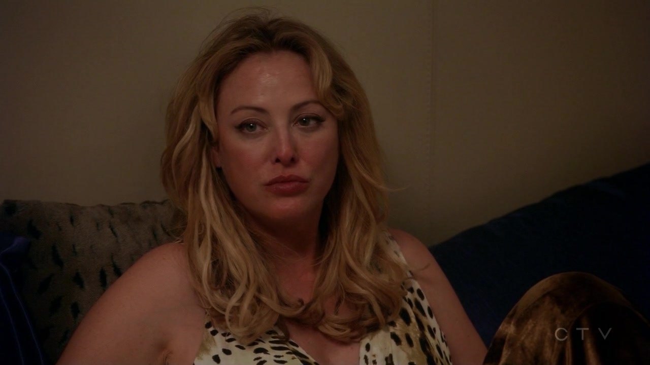 ScreenCaps_1x04-374.jpg