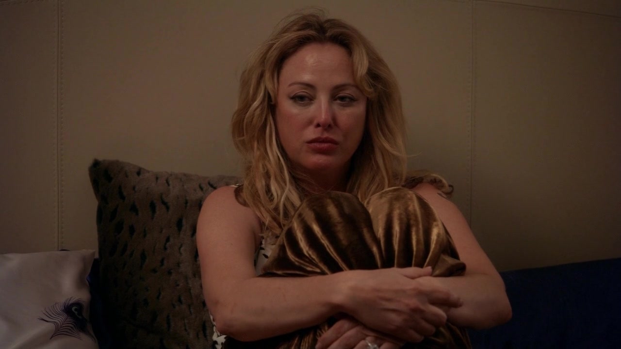 ScreenCaps_1x04-377.jpg